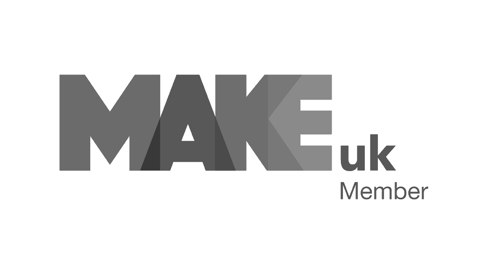 MAKEUK